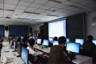 計(jì)算機(jī)技術(shù)培訓(xùn) 與你同行，共赴卓越